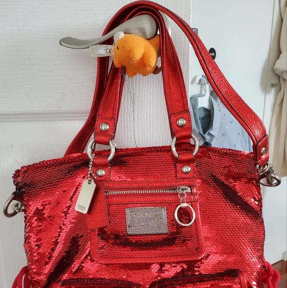 LIMITED EDITION Coach Red Sequin Poppy purse Spotlight 13821 - Picture 7 of 7